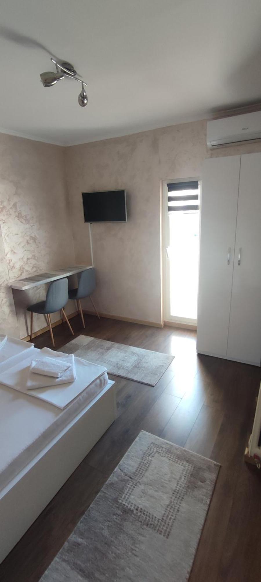 Menrat Apartment โนวีซาด ภายนอก รูปภาพ